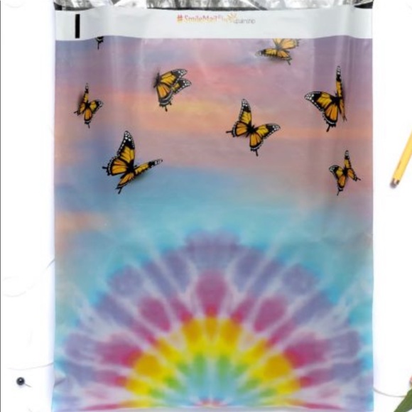 10 19X24 Poly Mailers Butterfly Rainbow Tye Dye Shipping Envelopes PRICE IS FIRM - Picture 4 of 5